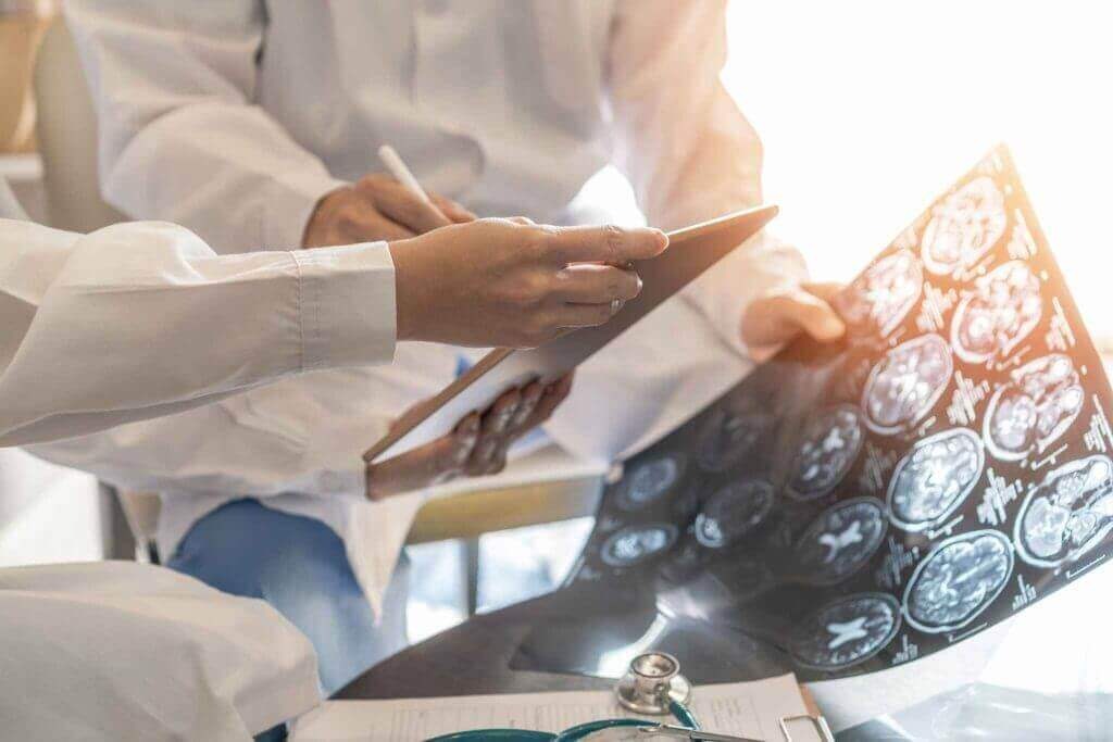 ویزیت متخصص مغز و اعصاب در منزل جنوب تهران . بهترین دکتر فوق تخصص جنوب تهران